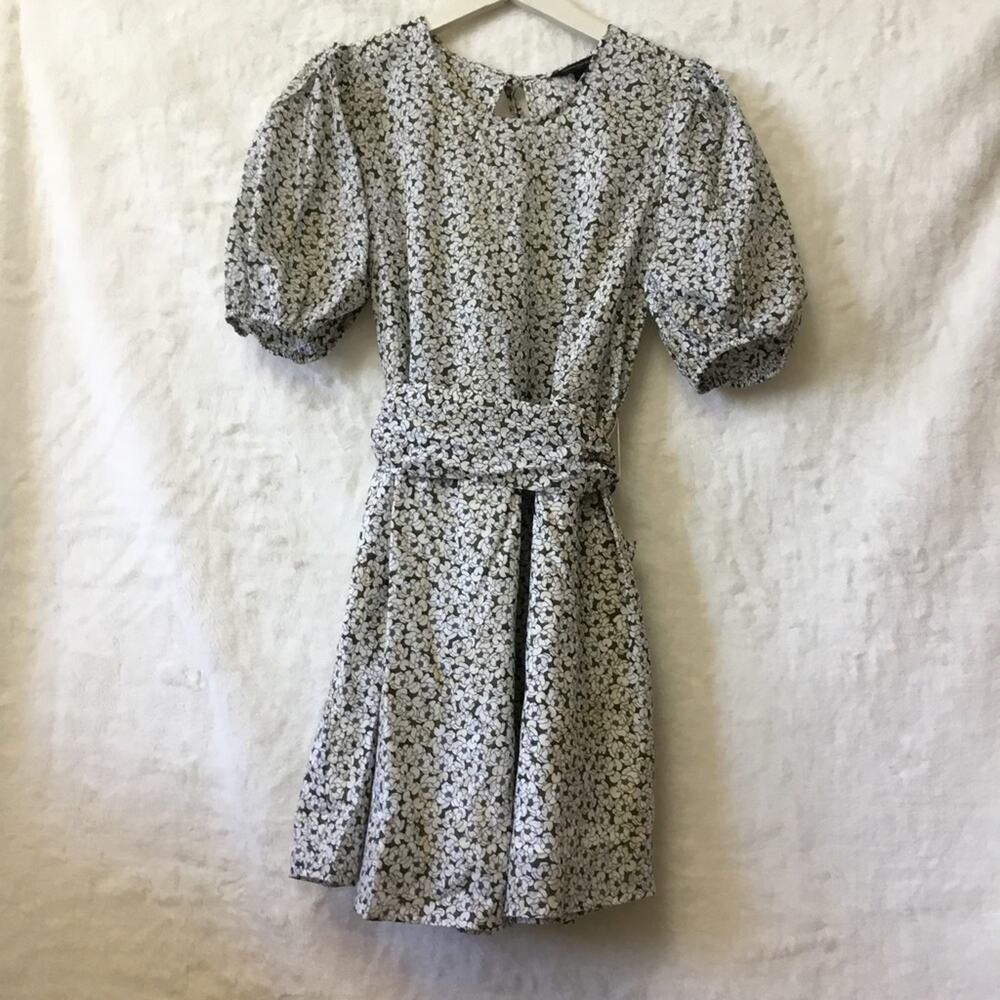 Banana Republic Floral Puff-Sleeve Belted Cotton Dress - Picture 9 of 9